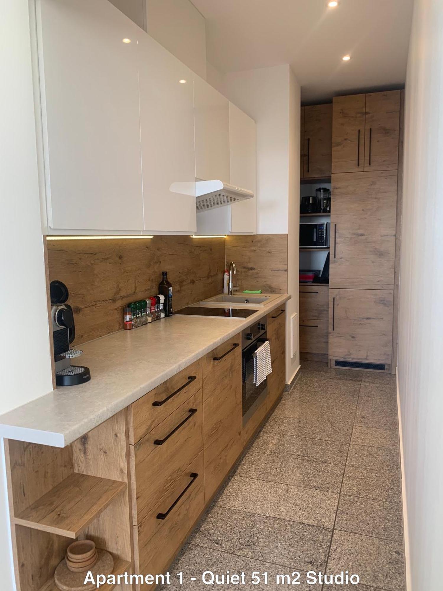 Clearvuehome Apartments Bratislava Slavin Exteriör bild